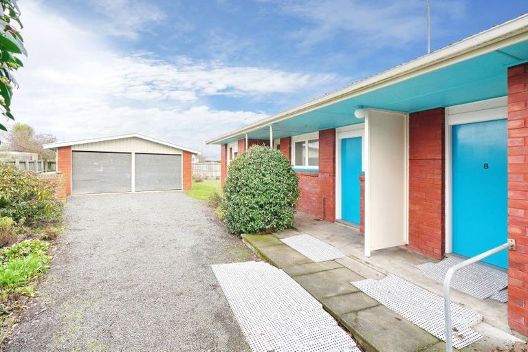 Photo of property in 8 Mcalpine Place, Rangiora, 7400