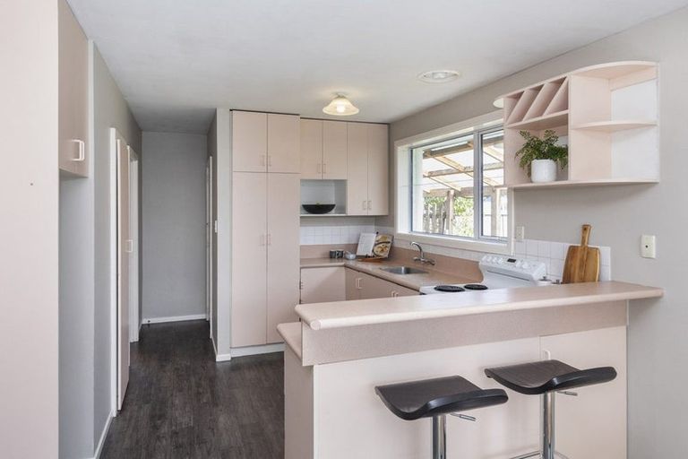 Photo of property in 57 Denise Crescent, Hornby, Christchurch, 8042