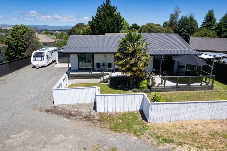 Photo of property in 21 Guy Street, Dannevirke, 4930