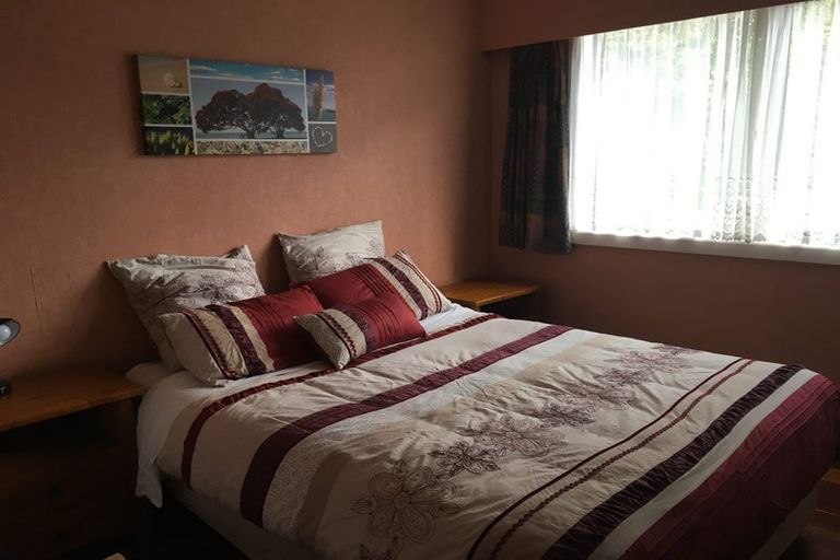 Photo of property in 90 Normandale Road, Normandale, Lower Hutt, 5010