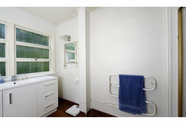 Photo of property in 117 Moana Avenue, Moana, Nelson, 7011