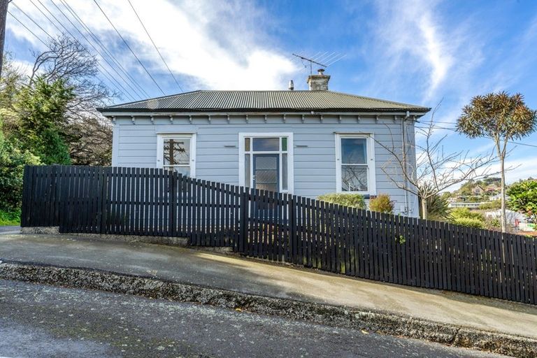 Photo of property in 1 Wickliffe Terrace, Port Chalmers, 9023