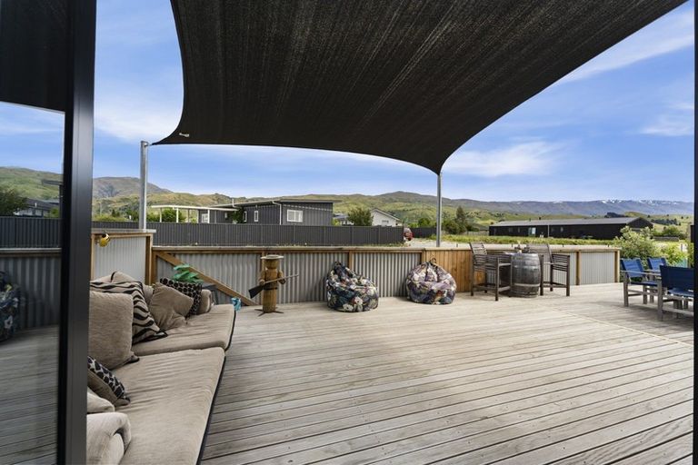 Photo of property in 15 Phoenix Place, Cromwell, 9310