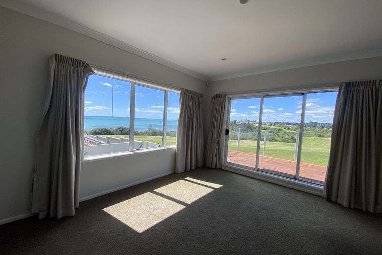 Photo of property in 17 Quedley Court, Eastern Beach, Auckland, 2012