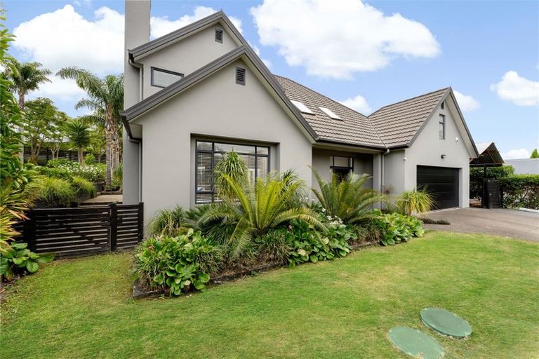 Photo of property in 12 Denehurst Drive, Waimauku, 0812