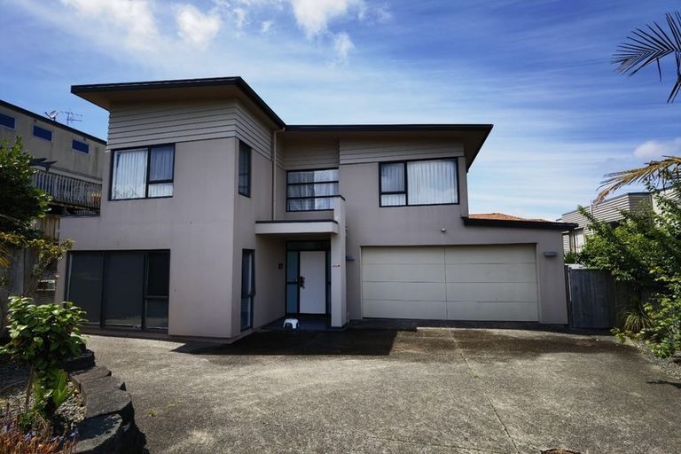 Photo of property in 4 Hornbill Drive, Fairview Heights, Auckland, 0632