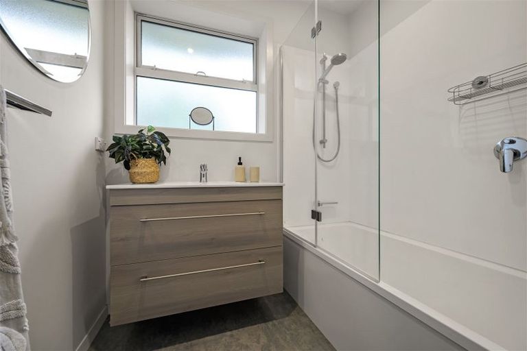 Photo of property in 67 Cotswold Avenue, Bishopdale, Christchurch, 8053