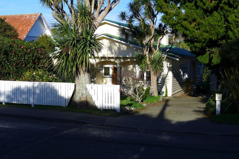 Photo of property in 60 Cashmere Avenue, Khandallah, Wellington, 6035