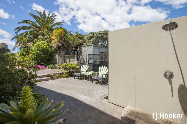 Photo of property in 4 Wilson Road, Waihi Beach, 3611