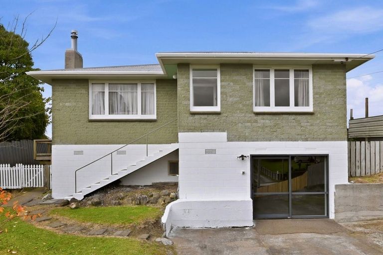 Photo of property in 71 Meadowbank Crescent, Fordlands, Rotorua, 3015