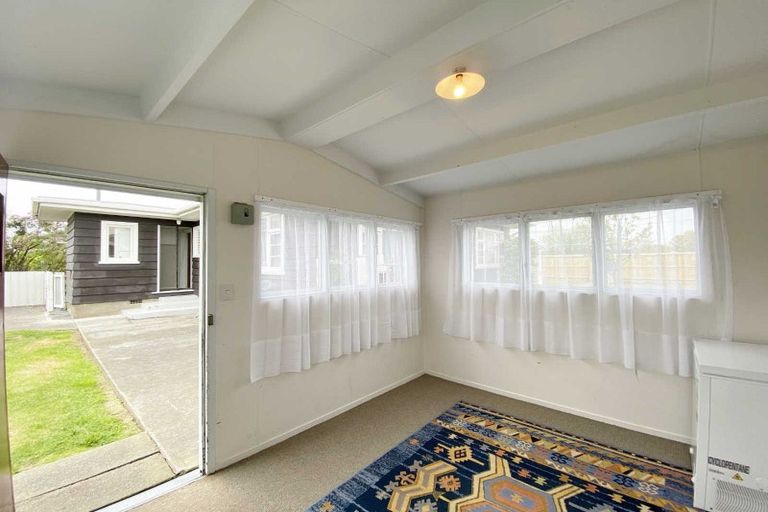 Photo of property in 26 Mortlake Street, Islington, Christchurch, 8042