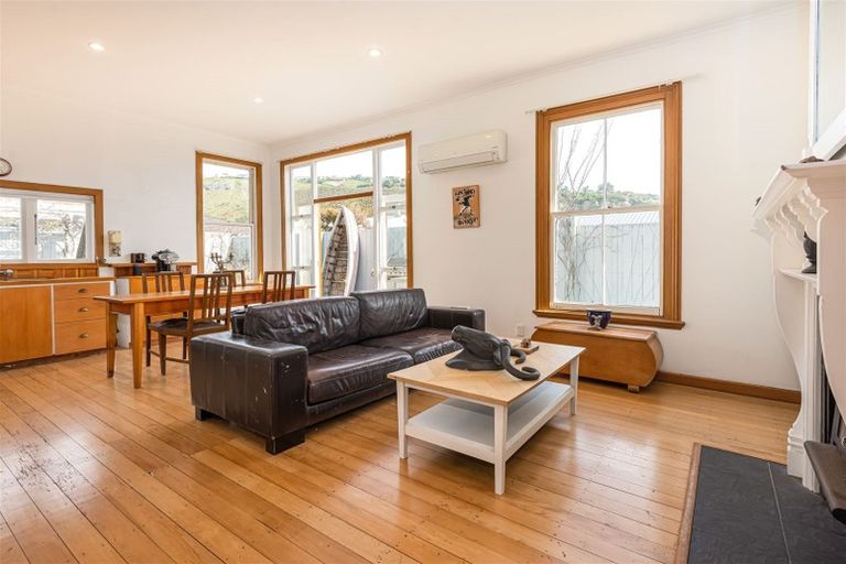 Photo of property in 58 Wiggins Street, Sumner, Christchurch, 8081