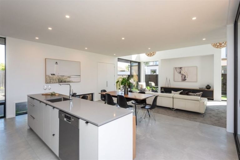Photo of property in 58 Wai-iti Terrace, Burnside, Christchurch, 8052