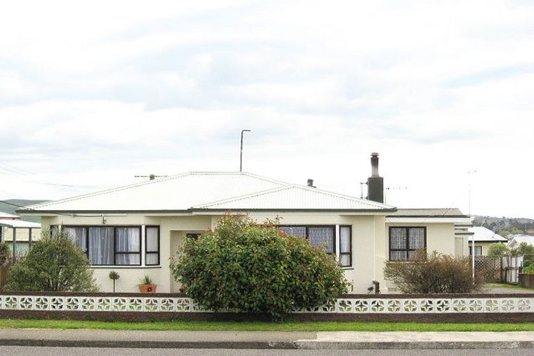 Photo of property in 46 Racecourse Road, Waipukurau, 4200