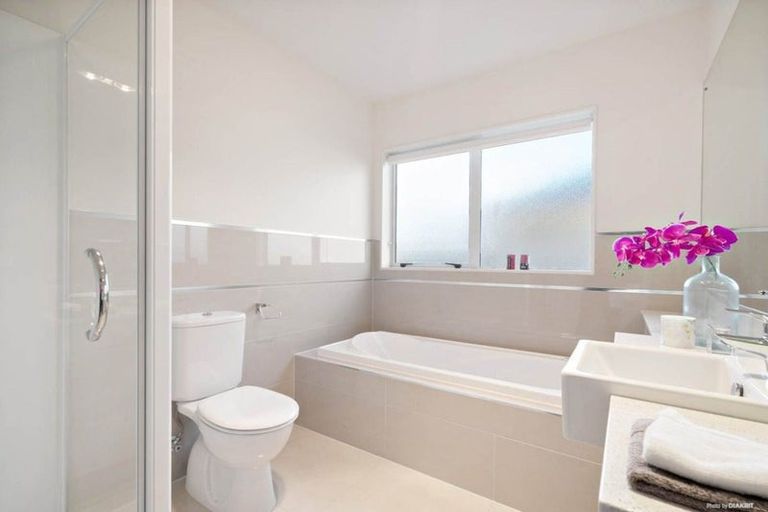 Photo of property in 99 Bayvista Drive, Karaka, Papakura, 2113