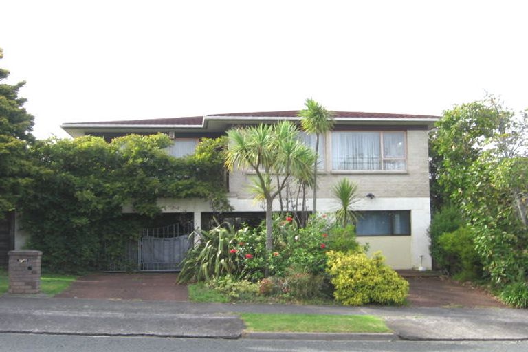 Photo of property in 141 Porritt Avenue, Chatswood, Auckland, 0626