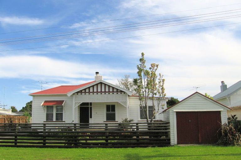 Photo of property in 2 Lyndhurst Street, Awapuni, Gisborne, 4010
