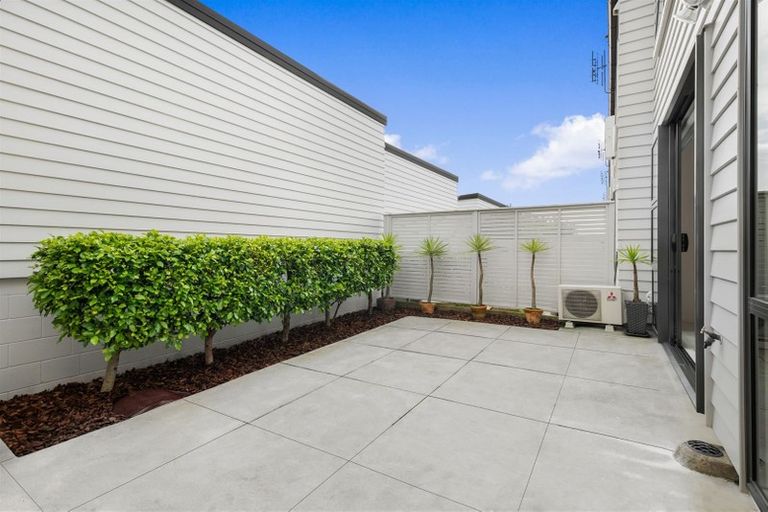 Photo of property in 4 Riviera Drive, Flat Bush, Auckland, 2019