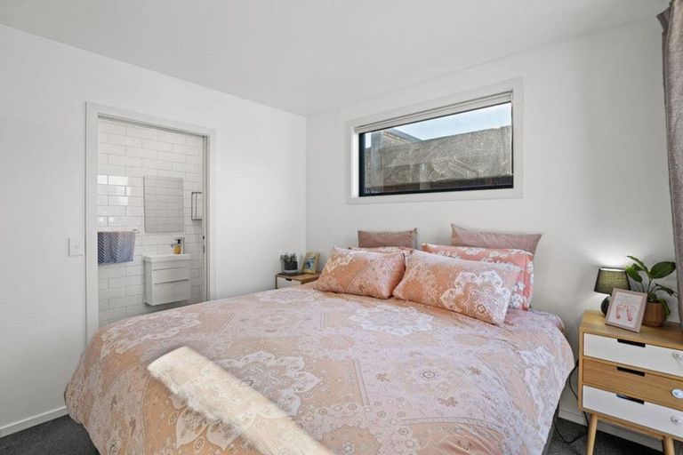 Photo of property in 13 Lauder Street, Lake Hayes, Queenstown, 9304