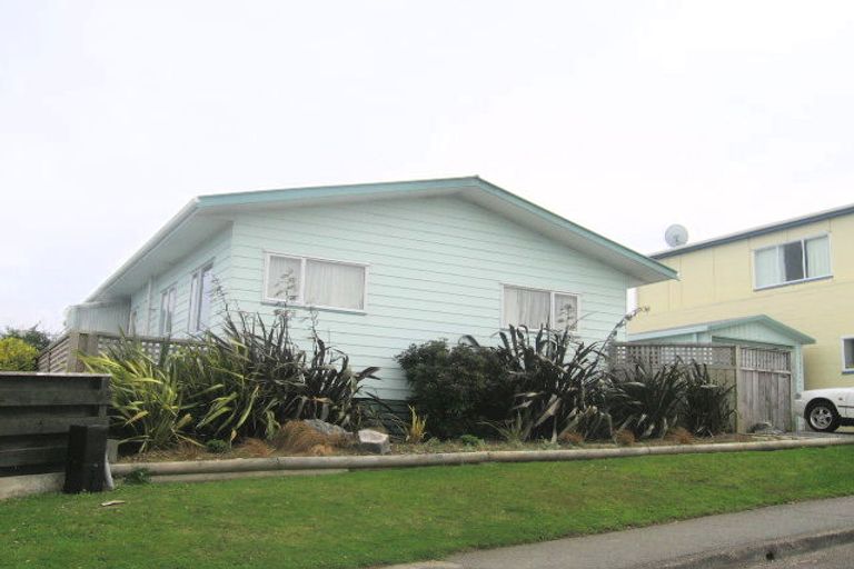Photo of property in 275 Dowse Drive, Maungaraki, Lower Hutt, 5010
