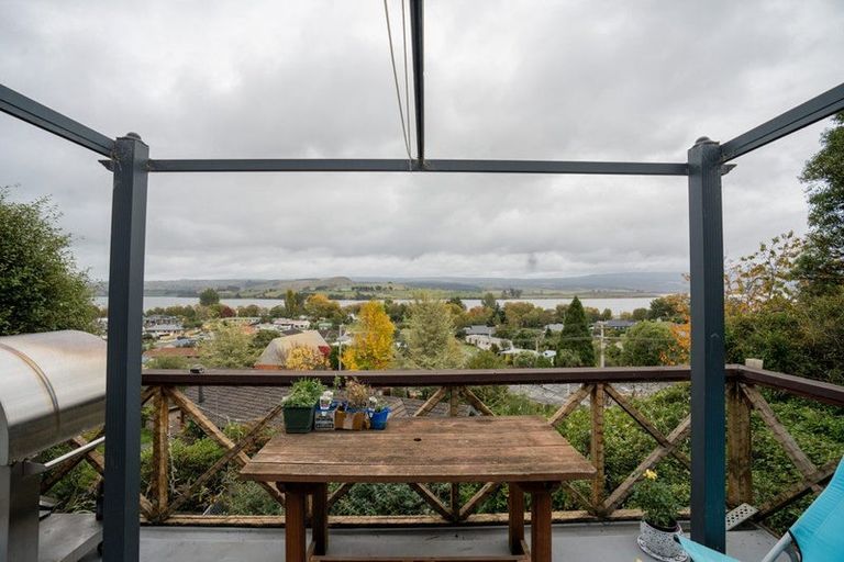 Photo of property in 24 Nore Street, Waihola, Milton, 9073