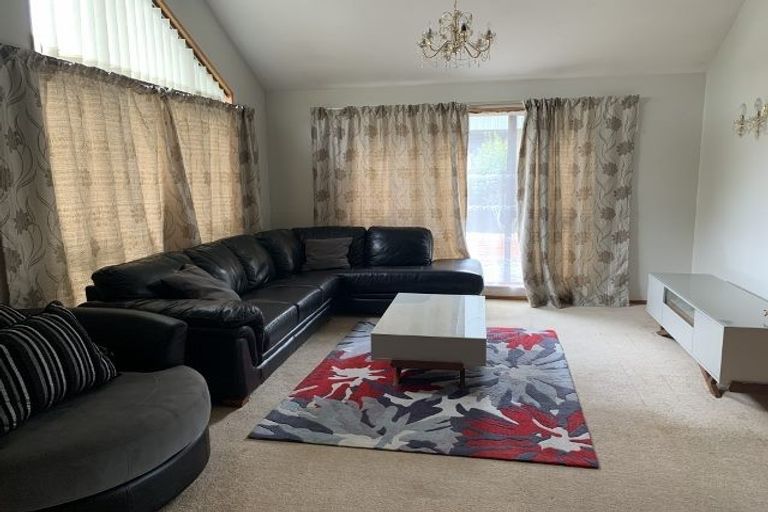 Photo of property in 22 Apsley Drive, Russley, Christchurch, 8042