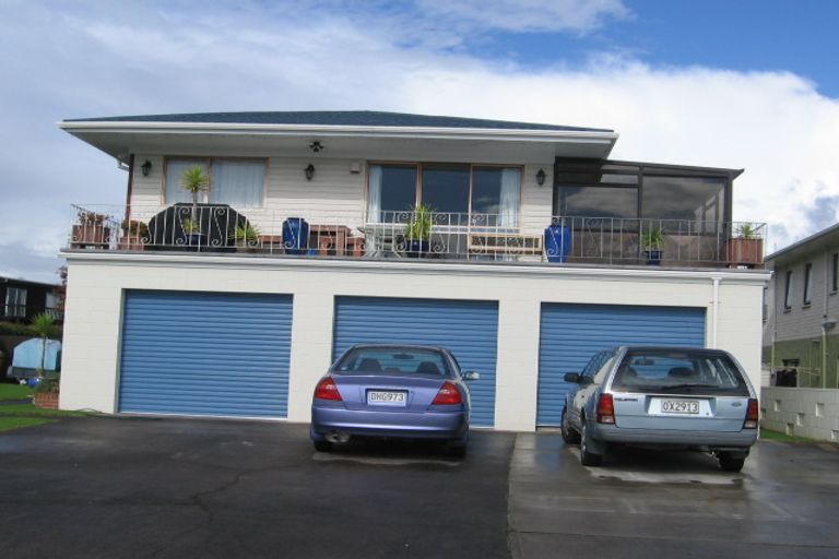Photo of property in 14 Sanctuary Point, Sunnyhills, Auckland, 2010