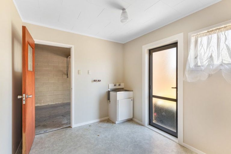 Photo of property in 6b Kapui Place, Waitara, 4320