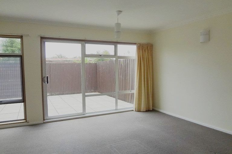 Photo of property in 20b Fairfield Avenue, Addington, Christchurch, 8024