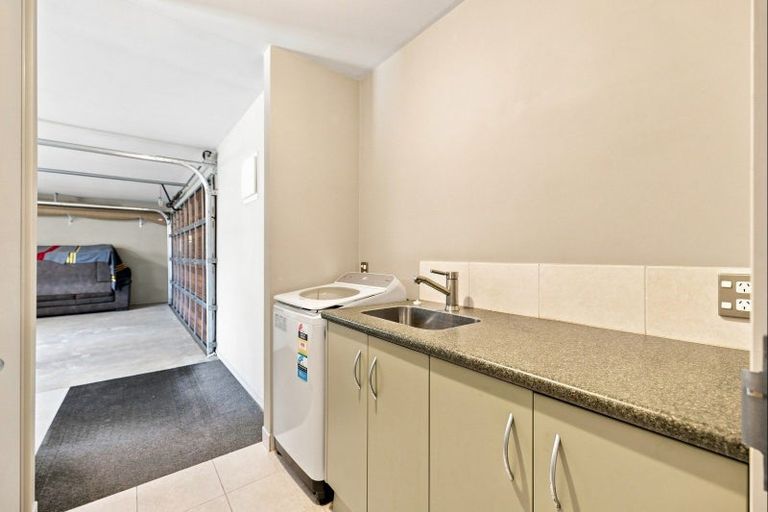 Photo of property in 9 Willowside Place, Amberley, 7410