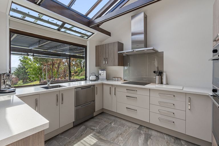 Photo of property in 81 Chain Hills Road, Chain Hills, Dunedin, 9076