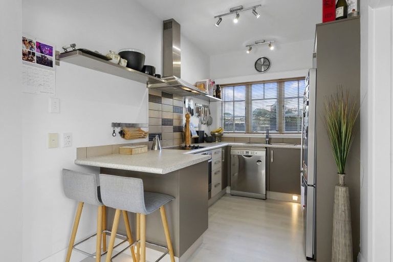 Photo of property in 99 Flockton Street, Mairehau, Christchurch, 8013