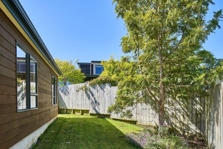 Photo of property in 46c Navigation Drive, Whitby, Porirua, 5024