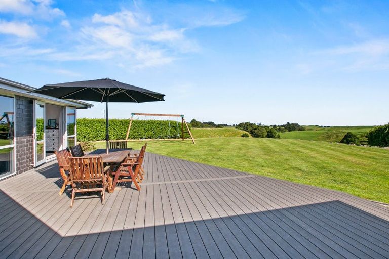 Photo of property in 169 Upper Pitone Road, Pitone, New Plymouth, 4374