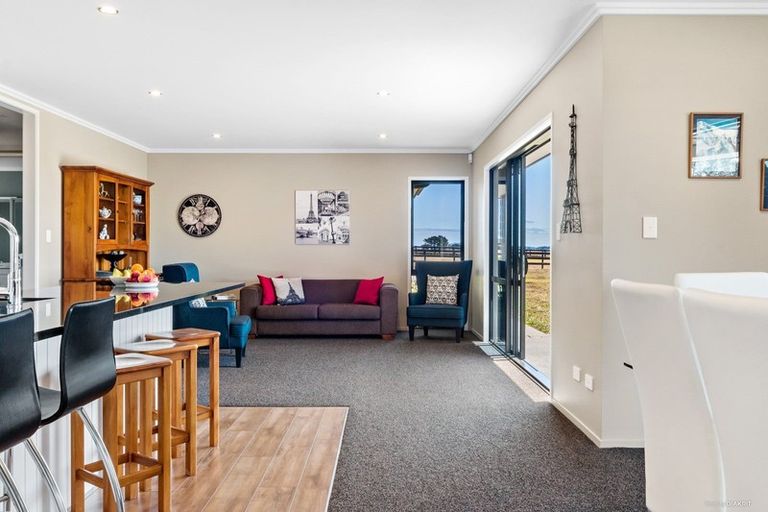 Photo of property in 84 Sanctuary Drive, Glenbrook, Waiuku, 2681