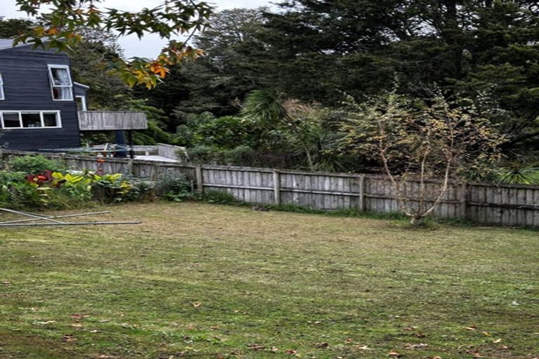 Photo of property in 2/111 Eskdale Road, Birkdale, Auckland, 0626