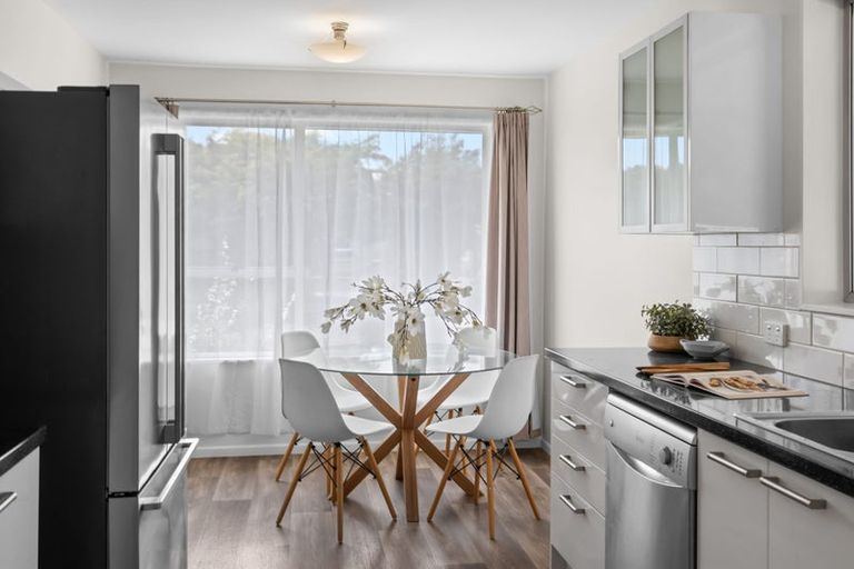 Photo of property in 56 Charnwood Crescent, Bishopdale, Christchurch, 8051