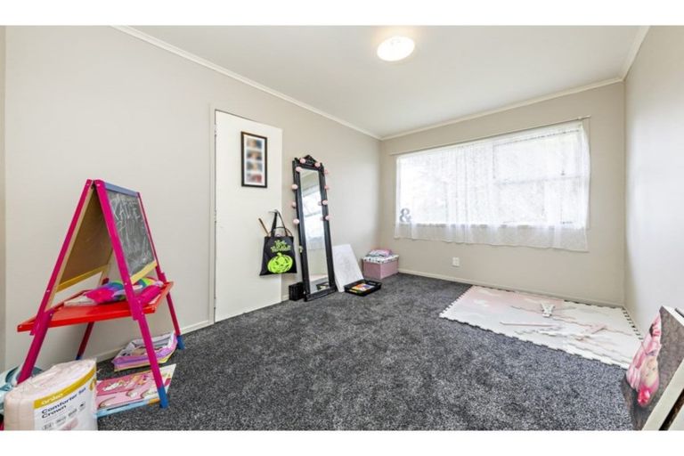 Photo of property in 8 Galilee Avenue, Red Hill, Papakura, 2110