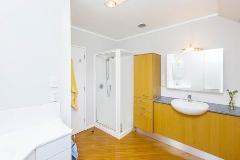 Photo of property in 398b Fergusson Drive, Heretaunga, Upper Hutt, 5018