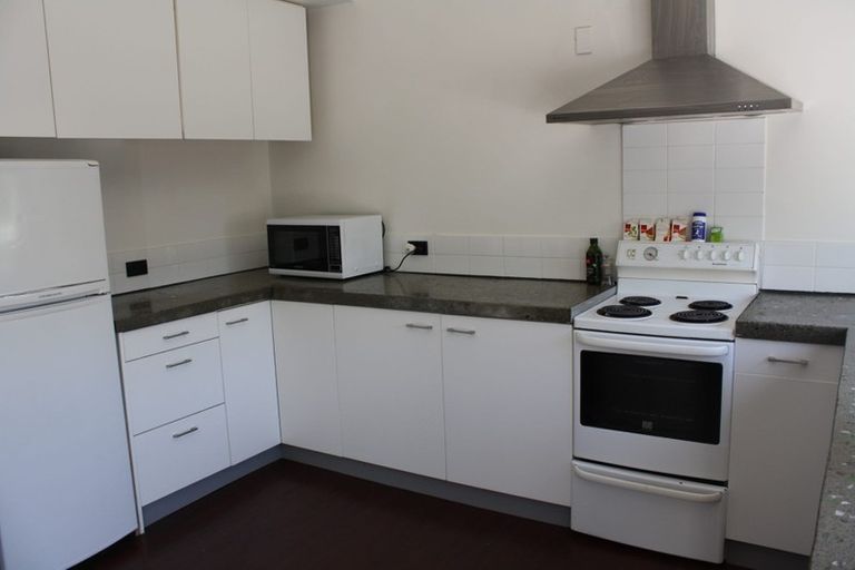 Photo of property in 227 Bealey Avenue, Christchurch Central, Christchurch, 8013