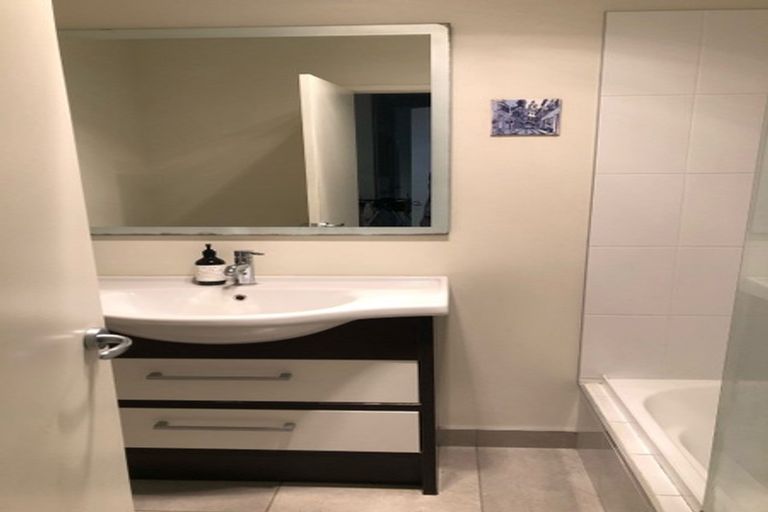 Photo of property in 9/23 Marama Street, Frankton, Hamilton, 3204