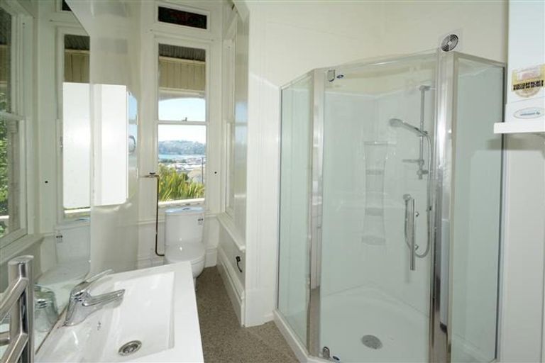 Photo of property in 4 Royal Terrace, Dunedin Central, Dunedin, 9016
