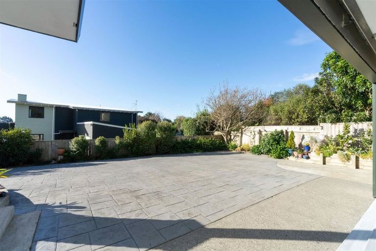 Photo of property in 6 Hillcrest Lane, Levin, 5510