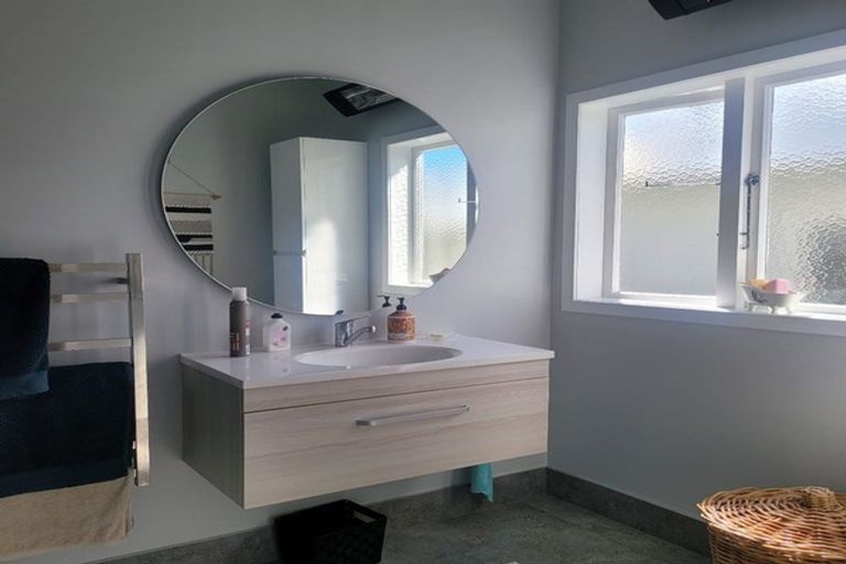 Photo of property in 74 Bayswater Avenue, Bayswater, Auckland, 0622