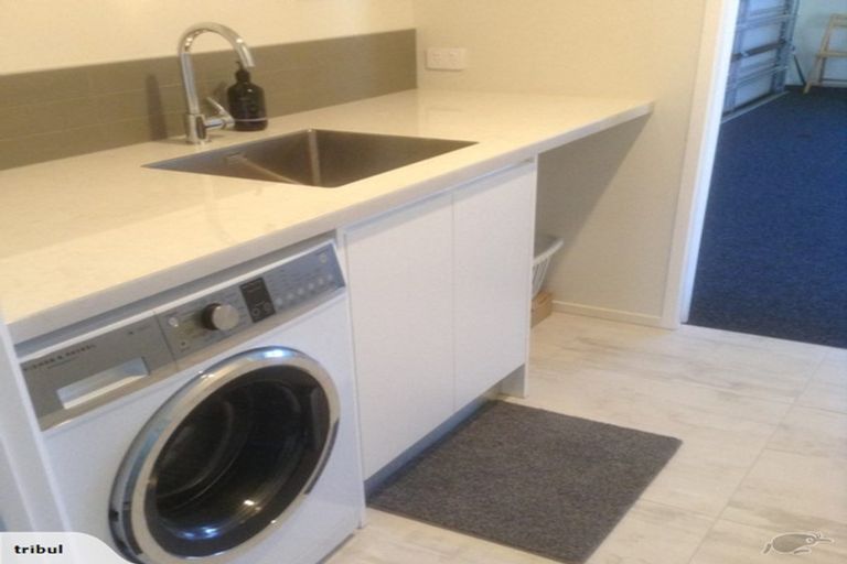 Photo of property in 3 Tupare Place, Highlands Park, New Plymouth, 4312