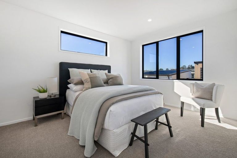 Photo of property in 35 Nga Pona Toru Road, Flat Bush, Auckland, 2019