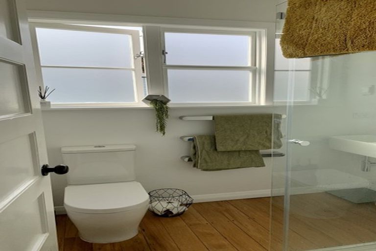 Photo of property in 14 Leveson Street, Strathmore Park, Wellington, 6022