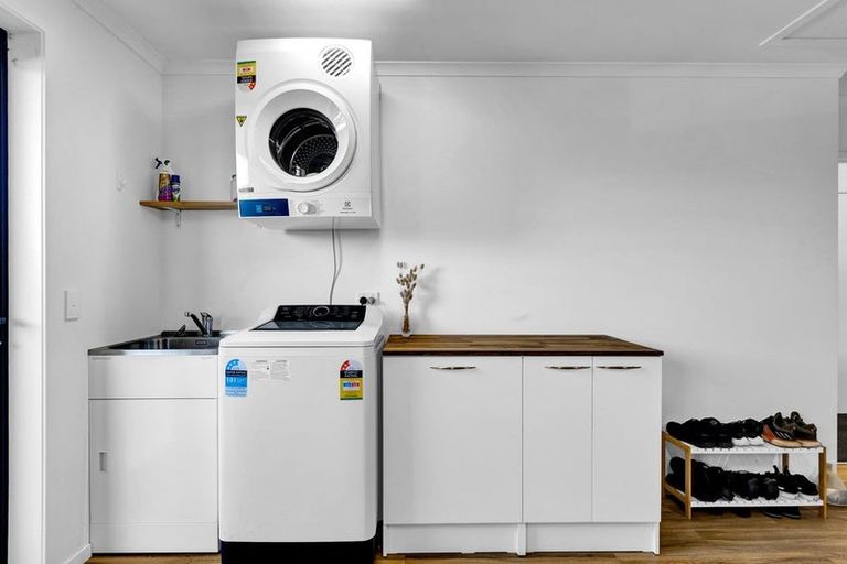 Photo of property in 38 County Drive, Hawera, 4610