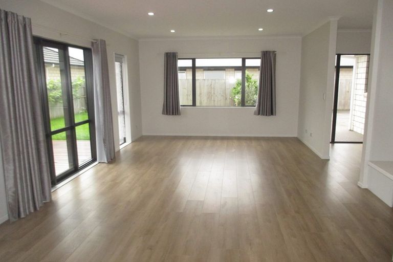 Photo of property in 12 Oolong Court, Huntington, Hamilton, 3210