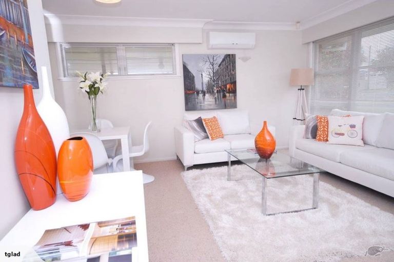 Photo of property in 1/2 Saltburn Road, Milford, Auckland, 0620